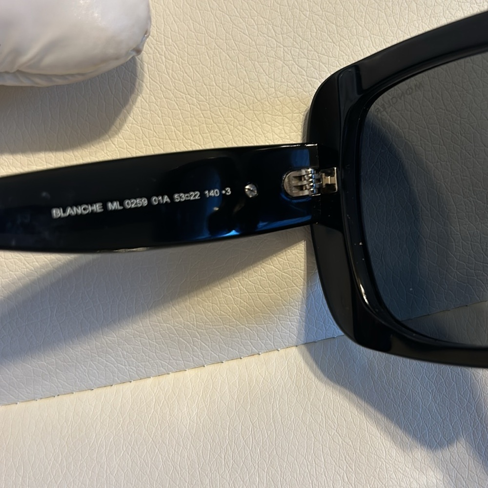 Authentic moncler unisex shades - Picture 6 of 8